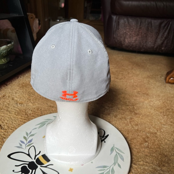 Under Armour Mens Blitzing Golf Hat Stretch Fit Cap M/L Orange Logo. - Picture 13 of 17